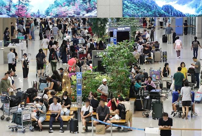 ▲인천공항 출국장  사진:연합뉴스