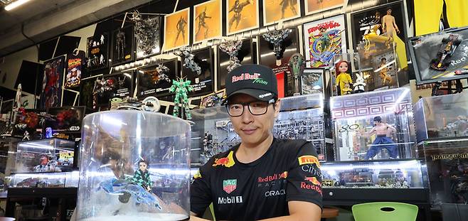 전시 카페 ‘프라페’에서 만난 볼보승범