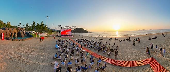 '팝업시네마: 부안 무빙'의 전경. 사진=김대일 작가