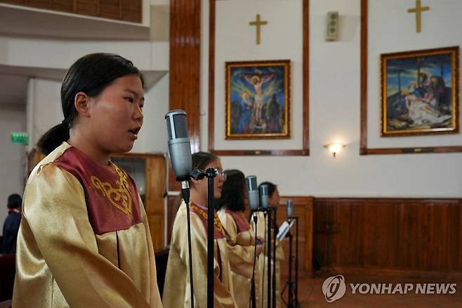 몽골의 가톨릭 신자들 [로이터 연합뉴스 자료사진. 재판매 및 DB 금지]