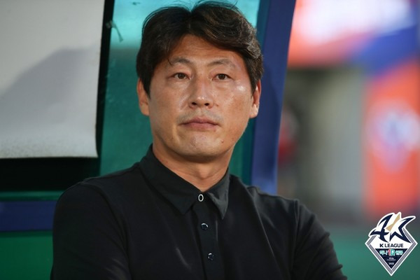 박동혁 감독(충남아산). 한국프로축구연맹