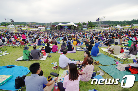 대한민국 최대 포크음악 축제 ‘파주포크페스티벌’이 3일 오후 5시 임진각 평화누리 야외공연장에서 열린다.(경기관광공사 제공) ⓒ News1 진현권 기자