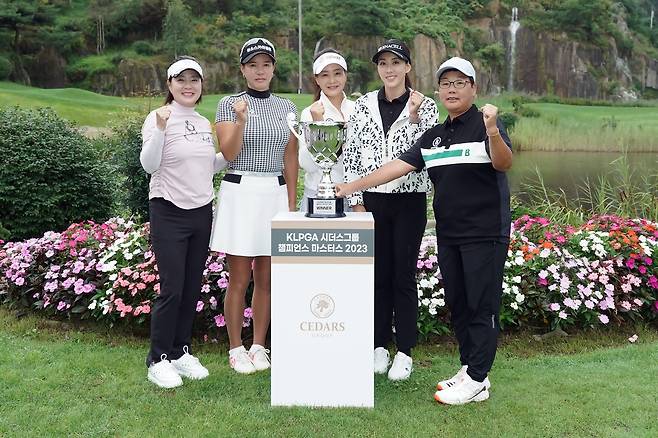 왼쪽부터 정일미, 김선미, 구민지, 홍진주, 이오순. [넥스트스포츠 제공. 재판매 및 DB 금지]