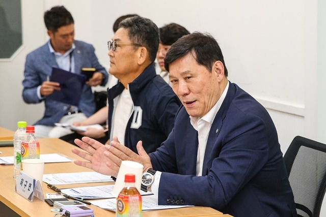 허구연 KBO 총재는 8월 31일 서울 잠실야구장에서 열린 간담회에 참석했다. 사진=KBO 제공