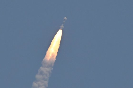 아디티야 L1 위성을 실은 PSLV 로켓이 발사됐다. AFP=연합뉴스