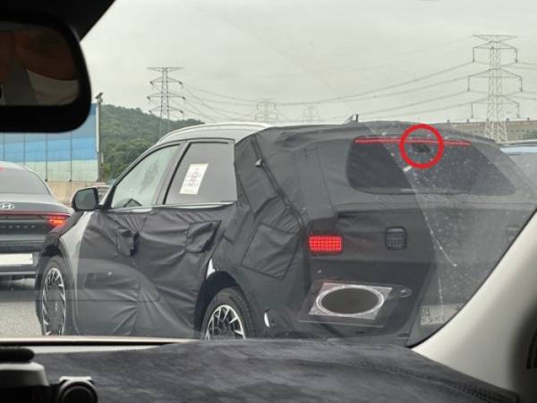 국내에서 포착된 아이오닉 5 (출처: 우주선을 타는 지구인)