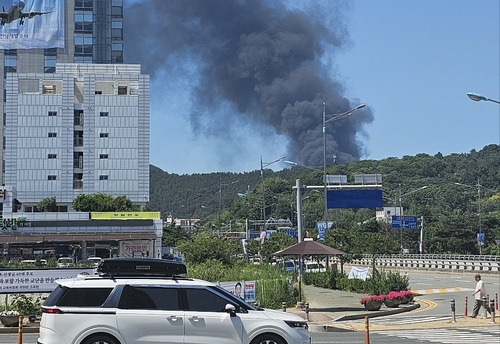 목포 스티로폼 야적장 화재 [독자 제공. 재판매 및 DB 금지]