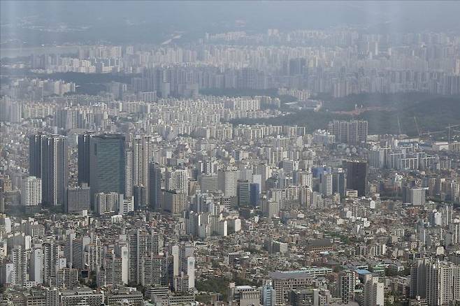 주택 공급 위축 우려가 본격화되고 있는 가운데 정부가 대책 마련에 속도를 내는 모습이다. 정부가 현 상황을 주택 공급의 초기 비상 단계로 인식하고 있는 만큼 대책에 담길 내용에 업계 관심이 쏠린다.ⓒ데일리안 홍금표 기자