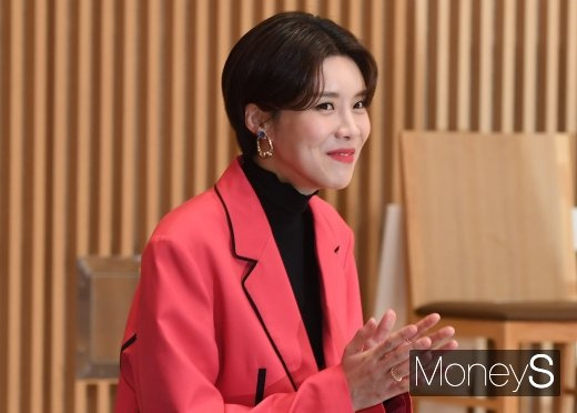 방송인 장도연(38)이 MBC 예능물 '라디오스타' 새 MC로 발탁됐다. 사진은 지난 2019년 12월 서울 양천구 목동 SBS사옥에서 열린 SBS 예능 '이동욱은 토크가 하고 싶어서' 제작발표회에 참석한 코미디언 장도연. /사진=장동규 기자