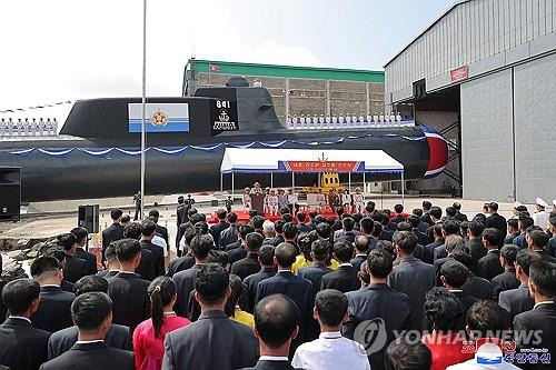 북 "첫 전술핵공격잠수함 건조"…김정은 진수식 참석    (평양 조선중앙통신=연합뉴스) 지난 6일 열린 진수식에는 김정은 국무위원장과 함께 리병철·박정천 원수, 김덕훈 내각총리 등 참석했다. 2023.9.8  [국내에서만 사용가능. 재배포 금지. For Use Only in the Republic of Korea. No Redistribution]