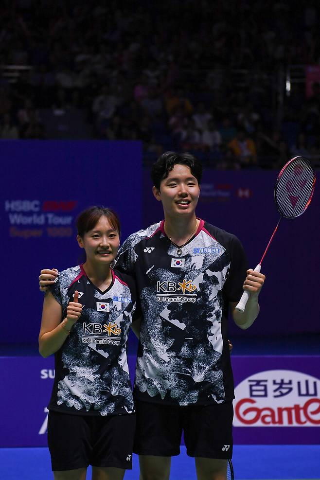 ▲ 2023 BWF 중국오픈 혼합 복식에서 우승한 서승재(왼쪽)와 채유정 ⓒ연합뉴스/신화