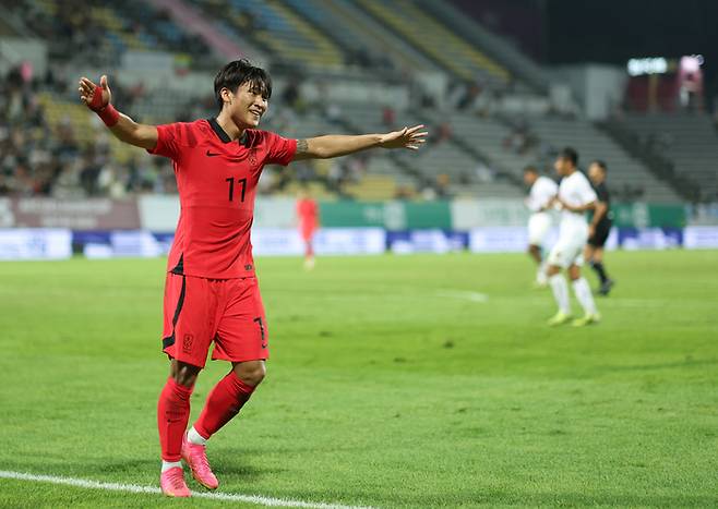 정상빈이 12일 창원축구센터에서 열린 아시아축구연맹(AFC) 23세 이하(U-23) 아시안컵 예선 B조 미얀마전에서 추가골을 돕고 기뻐하고 있다. 2023.9.12. 창원 | 연합뉴스