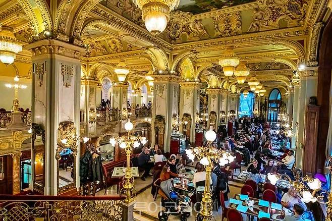 &nbsp; Gerbeaud Café ⓒ 헝가리 관광청