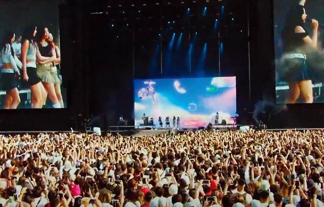 프라임타임이 아닌 오후 5시대 공연 중 최다 인파가 몰렸다.