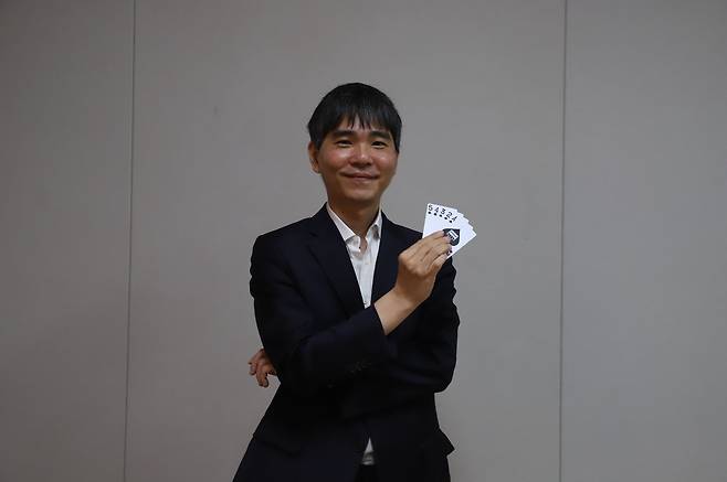 바둑에서 포커로 전향한 이세돌. 사진 M-Tour