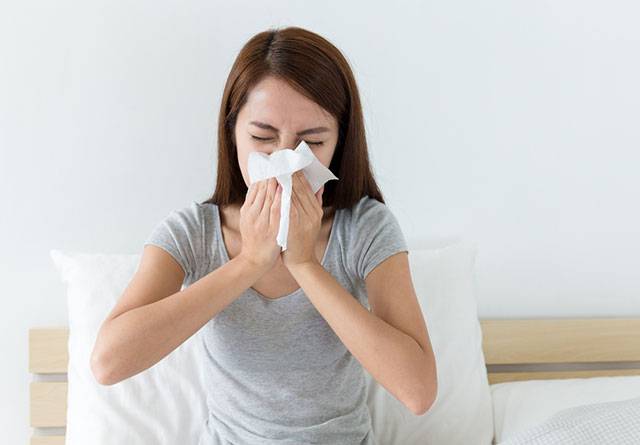 가래를 줄이는 방법으로는 물 많이 마시기, 코 찜질하기, 도라지 차 마시기, 거담제 복용 등이 있다./사진=클립아트코리아