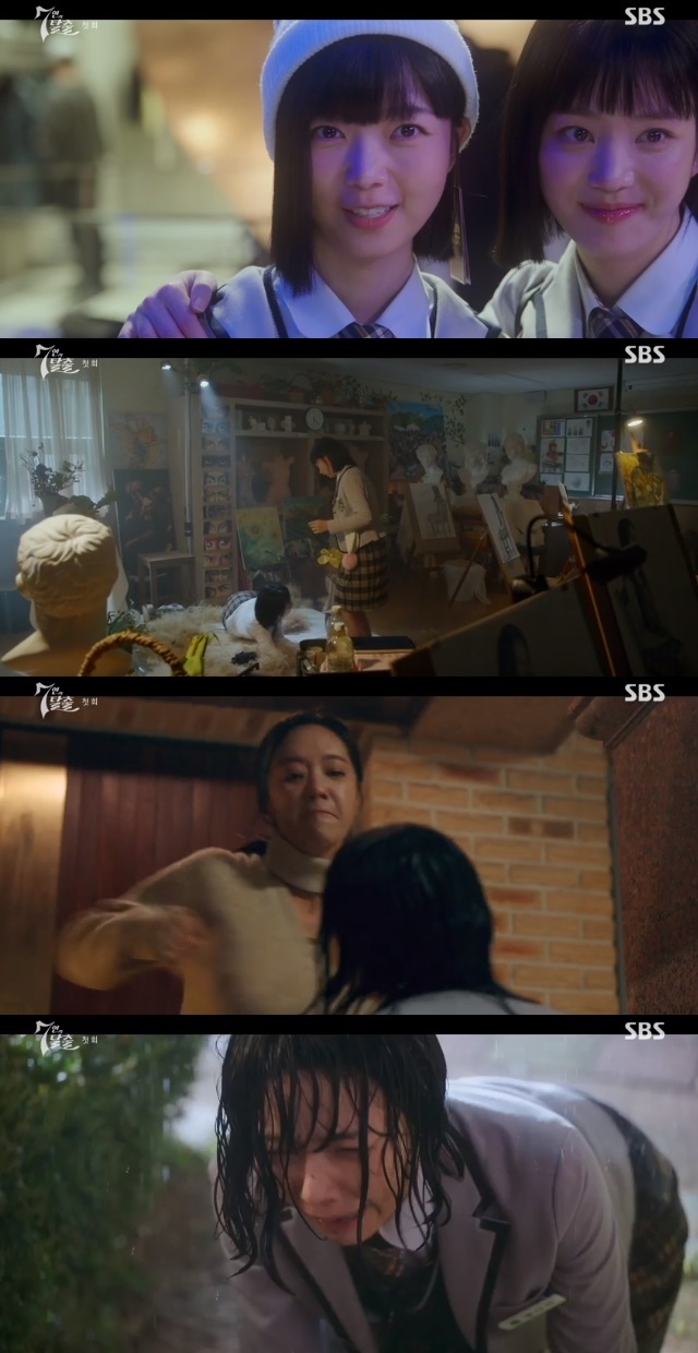 7 Escape has focused attention on viewers with unfolding of maramat from the first.In the first SBS drama 7 Escape (playwright Kim Soon-ok, director ju dongmin), which was first broadcast on September 15th, he left the warm adaptive parents and started living with his mother Rahi (Hwang Jung-eum) A high school student, Bundami (Jung Rael), was drawn.On this day, Bang Dami left the adaptive parents Lee Hwi-so (Min Young-ki) and Park Nan-young (Seo Young-hee) and followed Geum Rahi.Bang Dami, who was determined to live with adaptive parents in the tears of Rahis tears, changed his mind because Rahi said, They (adoptive parents) sold their house because of their (heart) surgery and hospital expenses.I can pay you back because I persuaded you. Inevitably, Bangdami followed Gold Rahi and began to be taken advantage of by Gold Rahi, whose purpose was to present Bangdami to Hers grandfather, Bang Chil-sung (Lee Deok-hwa), and receive the money to invest in the drama.But Sung Eun was not a good man, and he was capricious as if he were going to invest money. The attitude of Rahi, who was willing to do anything when he first brought Bang Dami, changed every moment according to the whim of this bangchungseong.Among them, Damien Cottier came to the crisis in the school.In fact, the real backbone of the cheating and the so-called chan followed by the Work withs is the idol star of the school, Woman with a Parasol - Madame Monet and Her S (Lee Yu-bi).Woman with a Parasol - Madame Monet and Her S, who is giving money to work with and pretending to be good, became a friend by pretending to save the bullied bangami.Of course, there was an ulterior motive.One Woman with a Parasol - Madame Monet and Her S transformed her familiar buns into the same short hairstyle as Jasin, and bought a hat with a drop of burden for students to wear Moy Yat Moy Yat.Then he entered the hotel with a man wearing a name tag and wearing the same hat that was presented to Damien Cottier. I saw a work with a student in a sports car with a man.It was obvious that you were wearing a bell hat. I planned to put Damien Cottier in a room similar in size to Jasin.One Woman with a Parasol - Madame Monet and Her S met at the hotel was Yang Jin-mo (Yoon Jong-hoon), an entertainment company representative of Cherry Entertainment.The problem was that Min Dong-hyuk (Lee Jun-min), who was chased by Yang Jin-mo and was chased by the police, came to the hotel to get back at Yang Jin-mo, and Min Do-hyuk had a fight with them in the dark I picked up the name tag of Bang Dami, which was dropped by Parasol - Madame Monet and Her S.The next day, Min followed Dami straight to the school, and in front of the students, he shouted, You pushed me out of the hotel and ran away. Call your lover who was with you at the hotel yesterday.Bang Dami felt unfair, but the name tag became evidence, and Bang Dami was framed for helping him.A Woman with a Parasol - Madame Monet and Her S watched this from afar and reported Mindo Hyuk to the police.Bang Dami was eventually called to his homeroom teacher, Go Myungji, on the issue of aid fellowship.At the same time, Sung Eun Geum Rahi decided to invest in a planned drama and went to the Rahi house, but when Bang Dami did not come home after the appointment time, he became uncomfortable and tore up the investment proposal and left.Gold Rahi was angry, saying, Bandami, do you feed me X?Bang Dami, who does not know the anger of gold Rahi, barely escapes from the famous place and goes home. He heard a baby crying from an art room.Woman with a Parasol - Madame Monet and Her S, who just gave birth in an art room.A Woman with a Parasol - Madame Monet and Her S turned to the astonished Dami and said, Help me, you are the only one who can help me.I have to do it even if there is a fall of audition tomorrow, he said, threatening to die immediately if he did not shut up.A Woman with a Parasol - Madame Monet and Her S delivered a baby to Damien Cottier and sent him out of school, promising to meet me in the park behind the school.However, a woman with a Parasol - Madame Monet and Her S came into an art room in the process of cleaning up.Then I suspected that the smell of vibrating blood and the sound of the baby crying at first glance had secretly given birth to a baby in an art room.One Woman with a Parasol - Madame Monet and Her S, who was afraid of Jasins birth, pointed to the appearance of a bang dam just outside the school gates and drove Her to have a baby.Dont say a word about what happened today, dont pretend to know it for the rest of your life, dont wonder, dont ask, warned Damien Cottier, who was reunited at the meeting place.After returning home late, Damien Cottier still had adversity. Rahi hit his face with a fist and hit his cheek once more. Do you want to go back to your parents?You should have followed my rules.Gold Rahi grabbed a weak heart and said, Run to your grandfather right now, beg or beg, turn your grandfathers heart. Do not come home until you do. Go now.On the other hand, the drama showed the past story in 2018, and at the beginning of the broadcast, when someone died, the people who attended the party joined together to abandon the body on the island, and then only seven people lived on the island and Esapce, raising expectations for future unfolding.