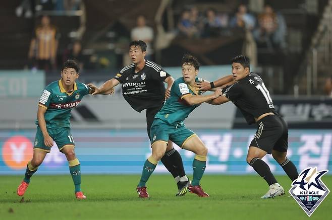 ▲ 울산 현대와 대전 하나시티즌이 1-1로 비겼다. ⓒ한국프로축구연맹