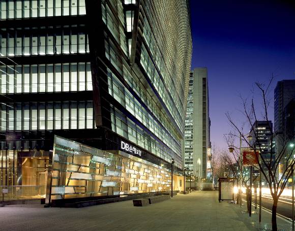 DB손보 등 손보사들이 간호, 간병보험 가입금액을 대폭 조정한다./사진=DB손보