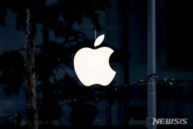 [서울=뉴시스] 정병혁 기자 = 서울 중구 애플스토어 명동점. 2022.10.05. jhope@newsis.com