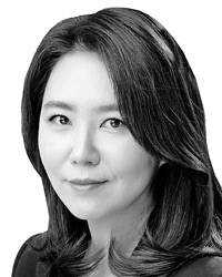 강유정 강남대 교수·영화평론가