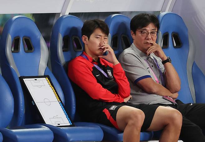 새로운 대표팀 감독 황선홍에게 온 국민이 가장 궁금한 점!