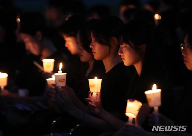 [서울=뉴시스] 김명년 기자 = 경찰이 자정부터 오전 6시까지 모든 집회·시위를 금지하는 방안을 추진한다. 2023.09.04. kmn@newsis.com