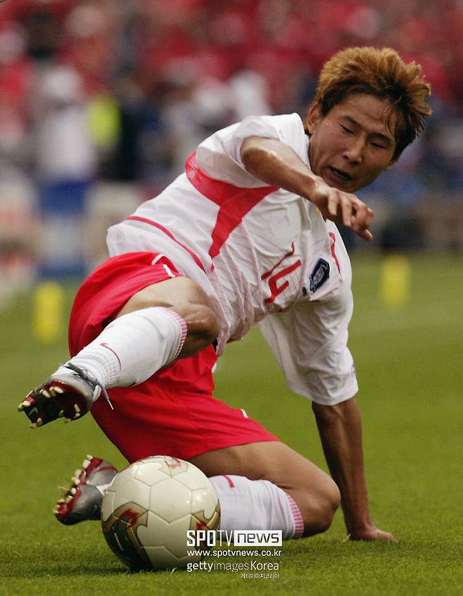 ▲ 2002 한일월드컵에서 4강 신화를 이끌었던 이천수
