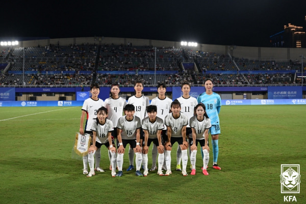 25일 중국 저장성의 원저우 스포츠센터 스타디움에서 열린 한국과 필리핀의 2022 항저우 AG 여자축구 조별리그 E조 2차전. 선발로 나선 콜린 벨 호 베스트 11. 사진=대한축구협회