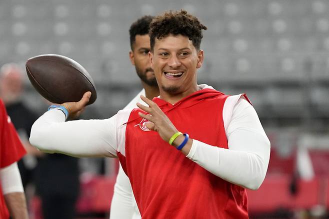 슈퍼볼 2회 우승과 슈퍼볼 MVP를 수상한 캔자스시티 칩스 쿼터백 패트릭 마홈스는 대학 시절 풋볼과 야구를 병행했다. AP연합뉴스