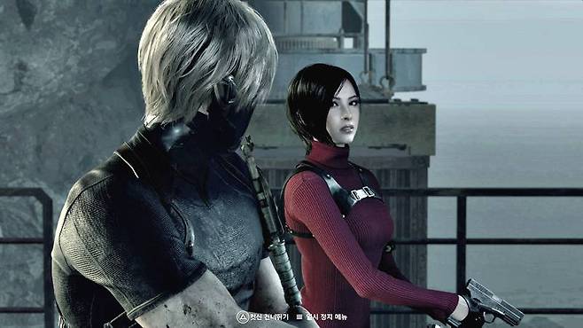 직간접적으로 레온을 돕는 에이다