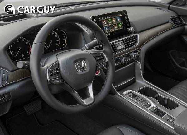 10세대 어코드에 채택됐던 버튼식 기어쉬프터