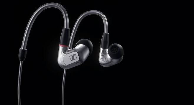 음질을 강화한 유선 이어폰 젠하이저 IE900 / 출처=젠하이저
