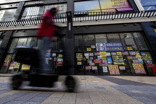 상가가 과잉 공급된 수도권 신도시에서도 빈 점포를 쉽게 찾을 수 있다. ⓒ시사IN 조남진
