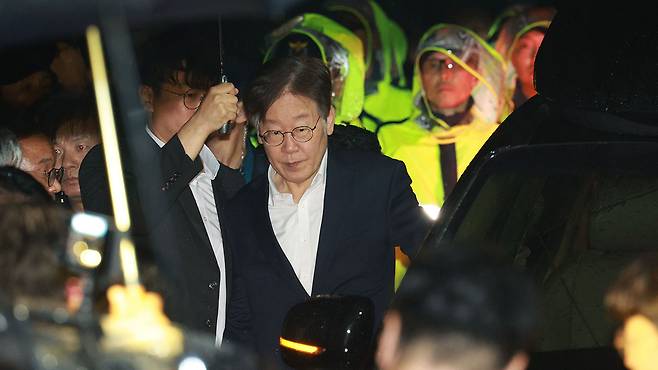 구치소 나서는 이재명 대표 [자료사진 제공 : 연합뉴스]