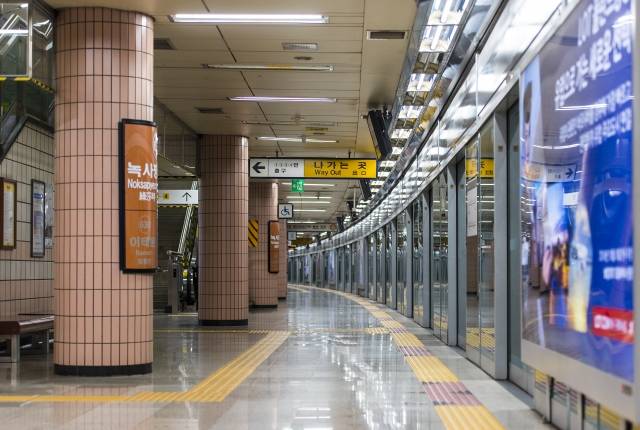 서울 지하철역 내부 사진. 게티이미지뱅크