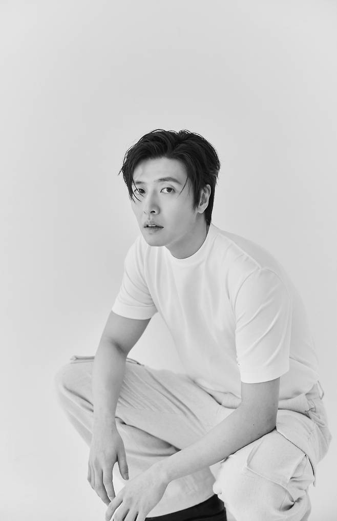 강하늘/티에이치컴퍼니 제공