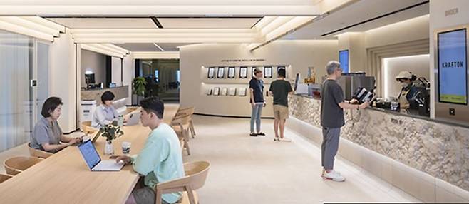 서울 강남구 테헤란로에 위치한 본사 35층 크래프톤 사내 카페 전경. 크래프톤은 사내 카페에 전국 유명 커피 맛집을 유치한다.