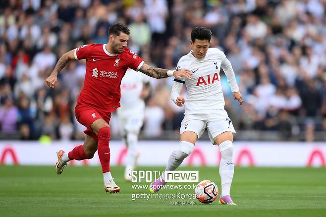 ▲ 선발 출전한 손흥민. 토트넘-리버풀.