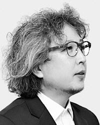 홍경한 미술평론가·전시기획자