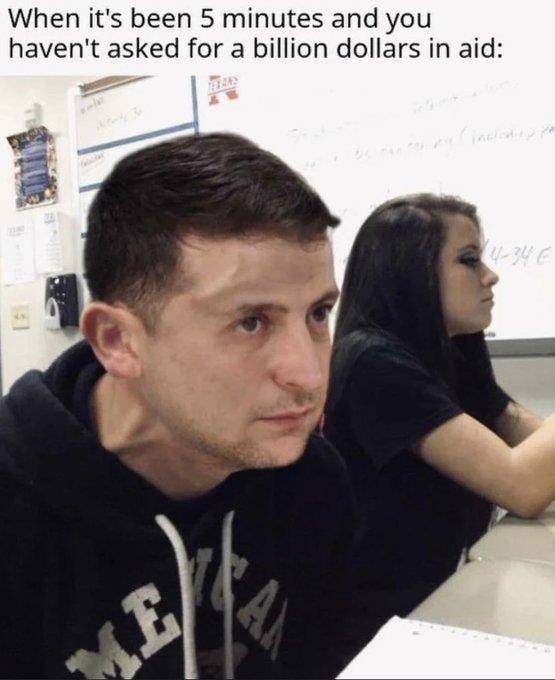 “5분이 지났는데도 수십억 달러의 지원을 요청하지 않았을 때”라는 글과 함께 젤렌스키 우크라이나 대통령을 조롱하는 밈을 게재한 일론 머스크의 엑스 계정