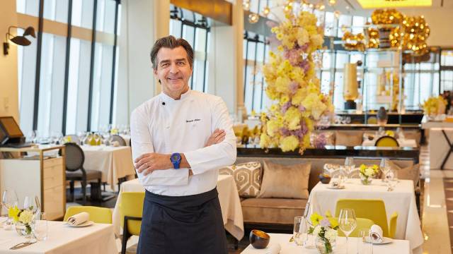 이달 13일 시그니엘 서울 모던 프렌치 레스토랑 스테이(STAY)서 미쉐린 3스타 셰프 야닉 알레노 초청 갈라 디너가 개최된다. 사진 제공=롯데호텔앤리조트