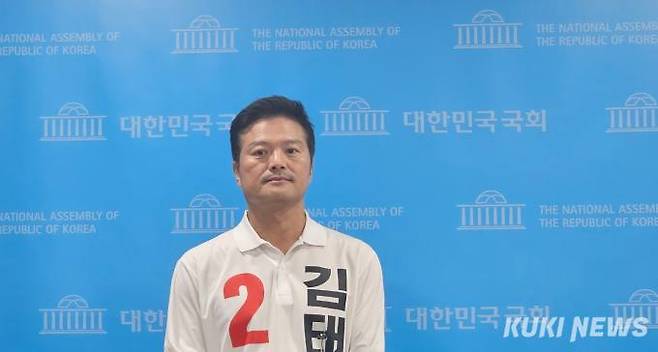 김태우 국민의힘 강서구청장 보궐선거 후보가 6일 국회에서 기자회견을 하고 있다. 사진=윤상호 기자