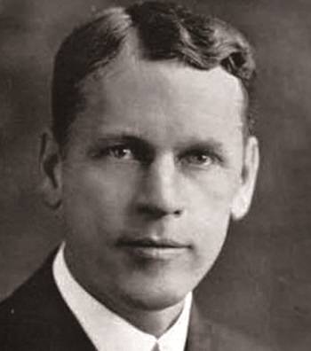 오즈월드 베블런은 기하학 분야의 권위자로 1905년부터 1932년까지는 프린스턴대에서, 1932년부터 1950년까지는 고등연구소에서 교수로 지냈다. 위키미디어 제공