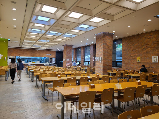 국회도서관 식당 내부 모습(사진=김미영 기자)