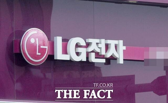 LG전자는 이스라엘-하마스 전쟁 발생 직후 이스라엘에서 근무하는 한국인 직원과 가족들을 귀국시키기로 결정했다. /더팩트 DB