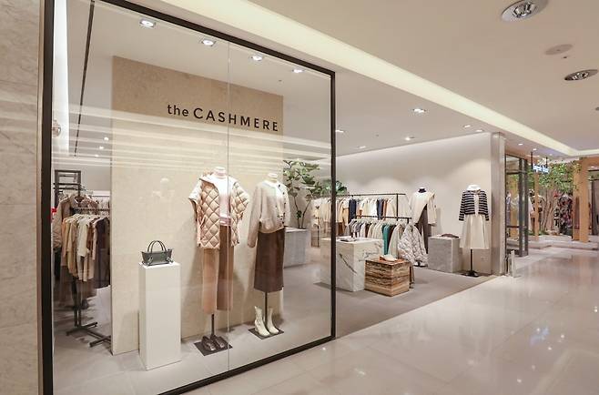 현대백화점 계열 패션기업 한섬 '더캐시미어' 매장. 한섬 제공