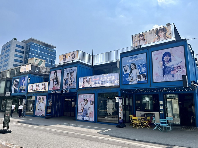 그룹 아이브 안유진 생일 행사 [사진=애드클래스]