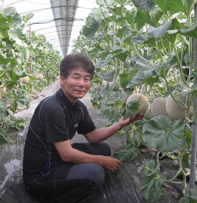 이선재 농업회사법인 곡성멜론 주식회사 대표가 전남도 10월의 농촌융복합산업인으로 선정됐다./전남도