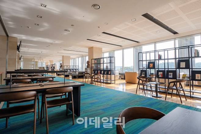 국립극장 해오름극장 2층에 마련한 ‘해오름 북라운지’. (사진=국립극장)